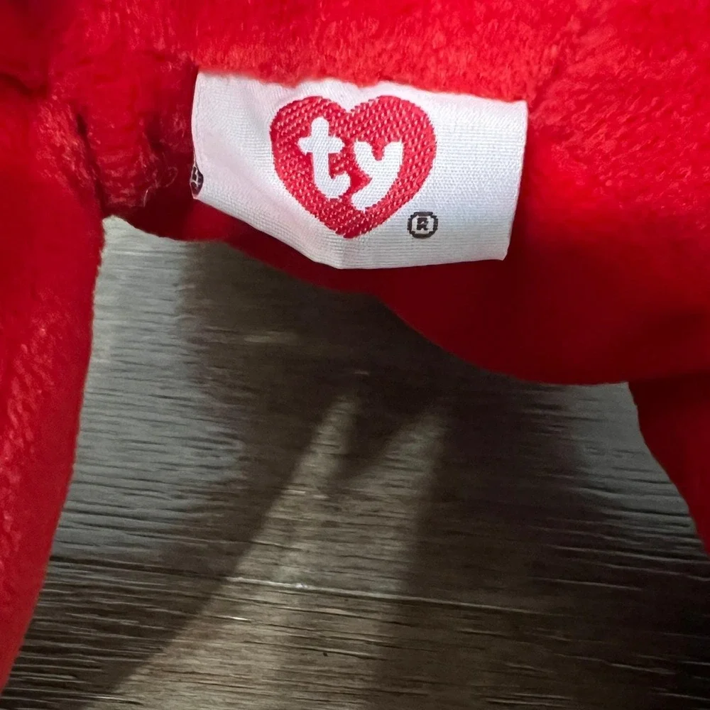 Vintage‎ 1997 Ty Pillow Pal Snort Red Bull 12